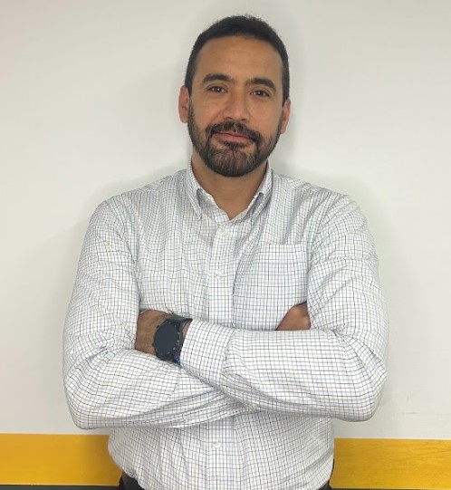 Hola, mi nombre es Germán Zulueta, Ejecutivo Comercial en Regum. Te estaré contactando para brindarte la información solicitada.